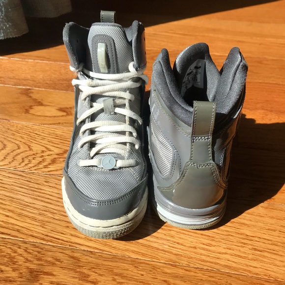 Air Jordan Flight TR’97 (GS)shoes LT GraphiteWhite - Picture 3 of 8